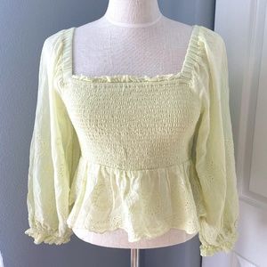 American Eagle Cropped Puffy Sleeve (L)